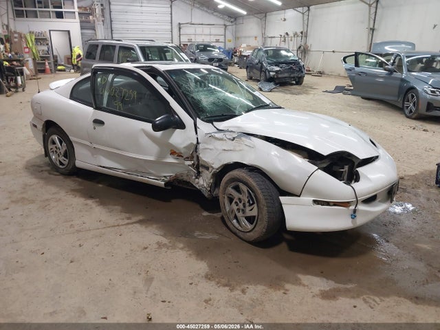 Salvage Pontiac Sunfire Image