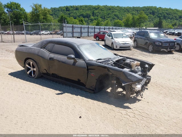 Salvage Dodge Challenger Image