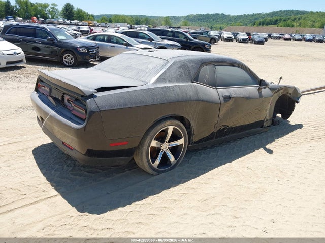Dodge Challenger
