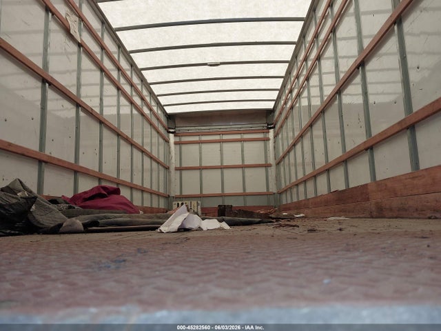 Freightliner M2 106