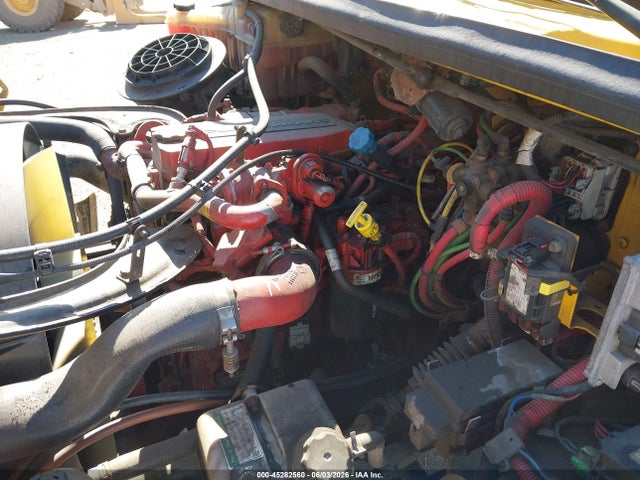 Freightliner M2 106