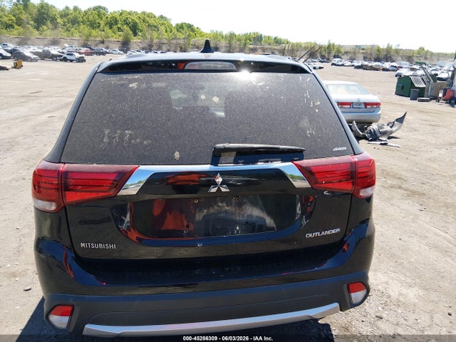 Mitsubishi Outlander Es