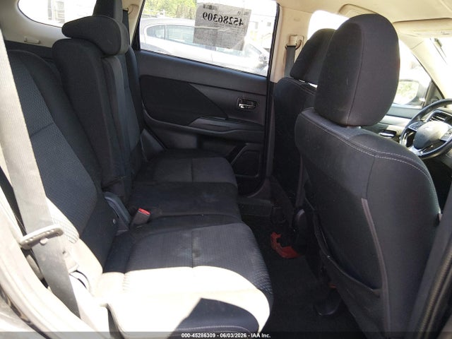 Mitsubishi Outlander Es