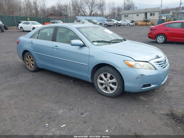 Salvage Toyota Camry Image