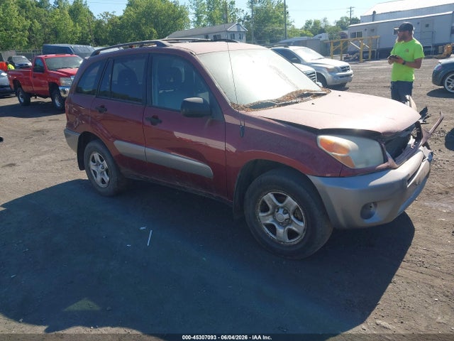 Salvage Toyota RAV4 Image