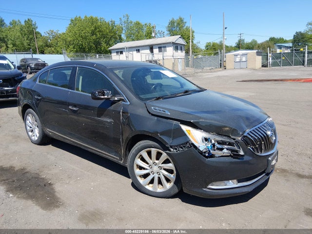 Salvage Buick LaCrosse Image