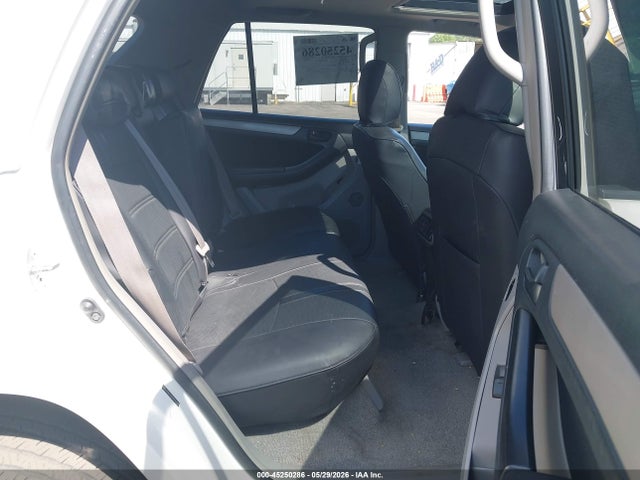 Toyota 4Runner Sr5 V6