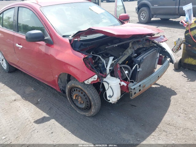 Nissan Versa 1.6 Sv