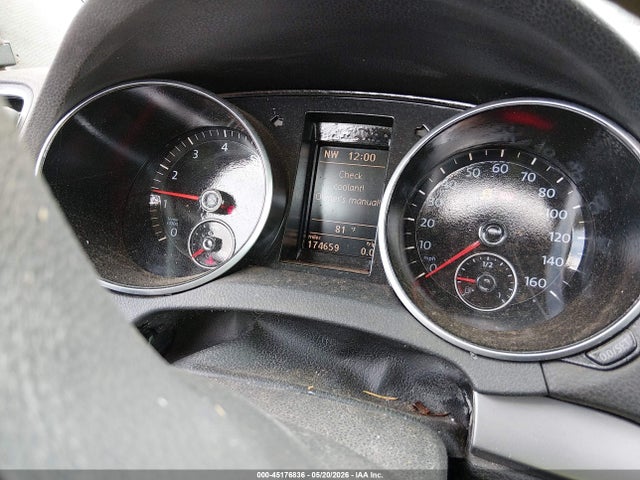 Volkswagen Golf 2-door