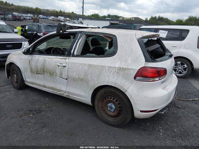 Volkswagen Golf 2-door