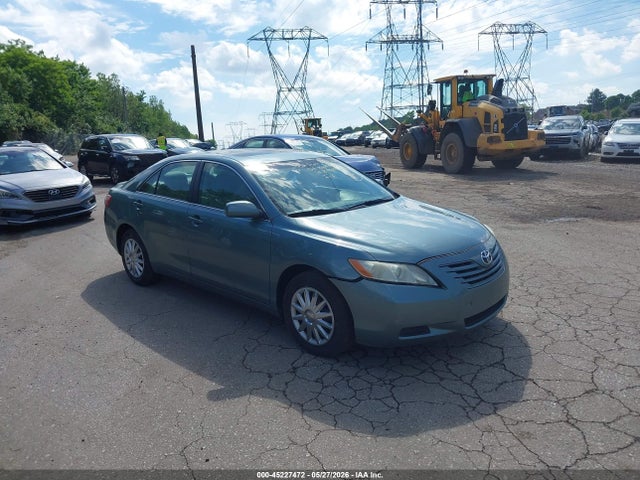 Salvage Toyota Camry Image