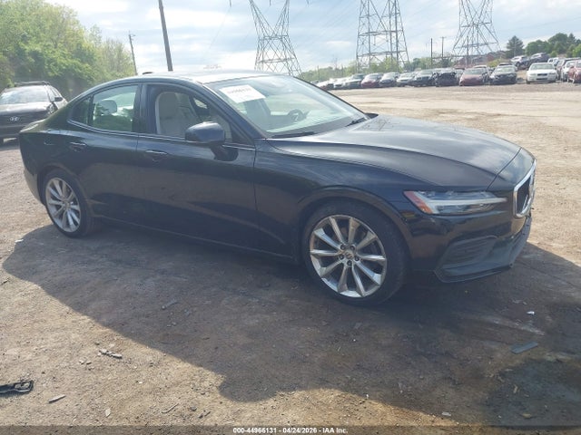 Salvage Volvo S60 Image