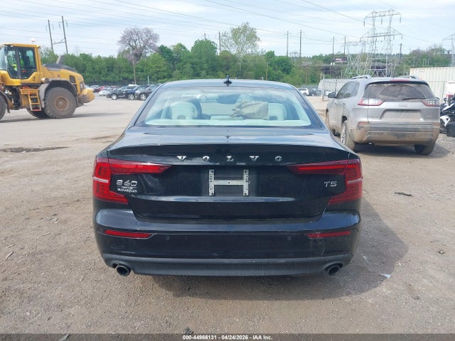 Volvo S60 T5 Momentum