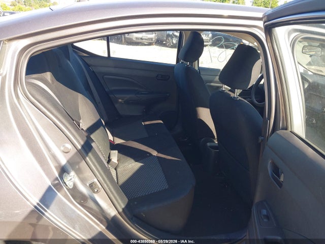 Nissan Versa 1.6 S