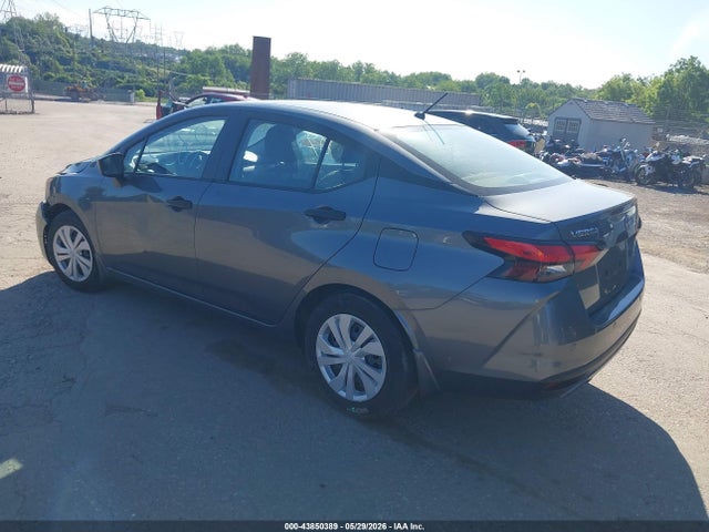 Nissan Versa 1.6 S