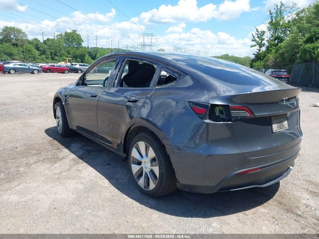 Tesla Model Y Long Range Dual Motor All-wheel Drive