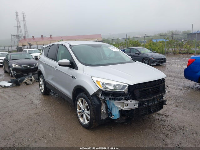 Salvage Ford Escape Image
