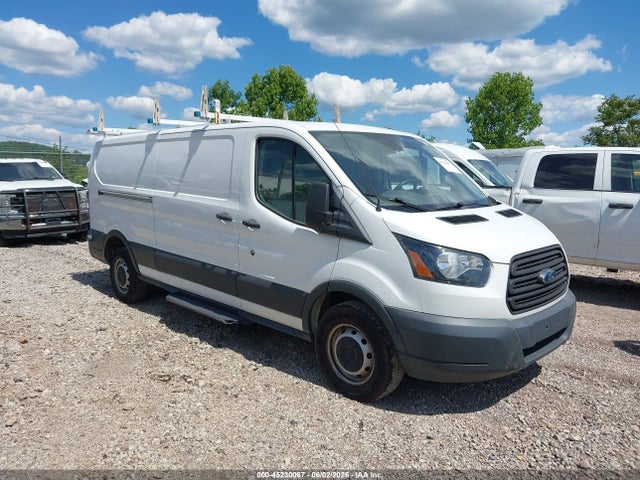 Salvage Ford Transit Image