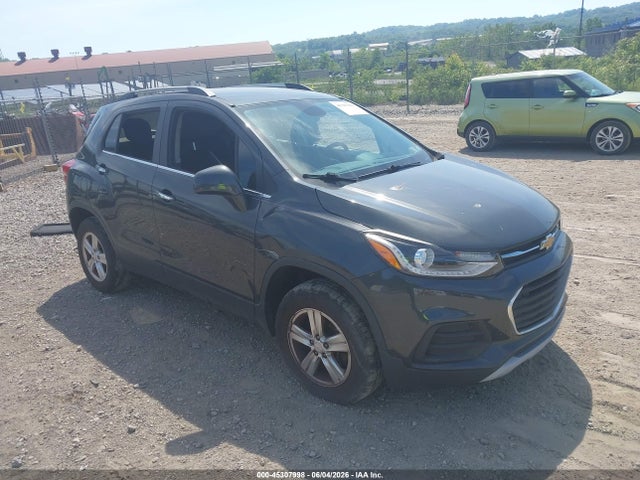 Salvage Chevrolet Trax Image