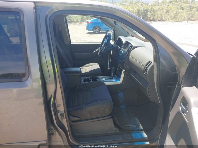 Nissan Pathfinder Se
