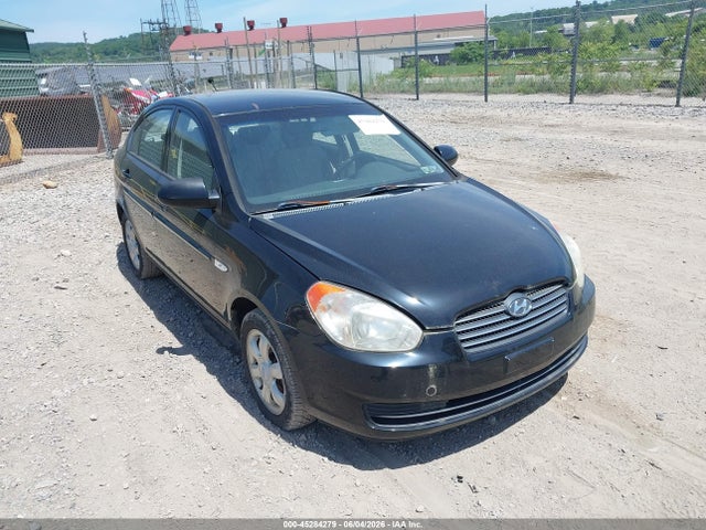 Salvage Hyundai ACCENT Image