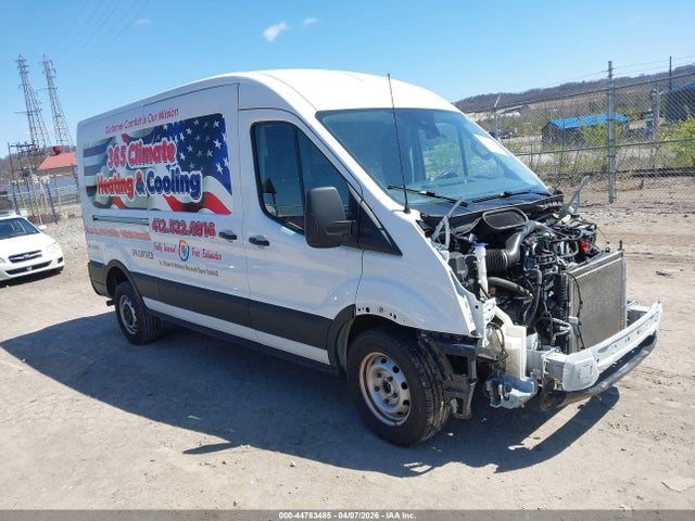 Salvage Ford Transit Image