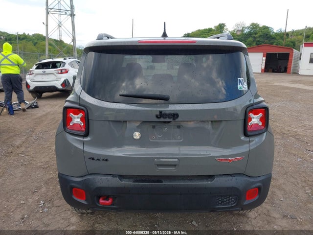 Jeep Renegade Trailhawk 4x4
