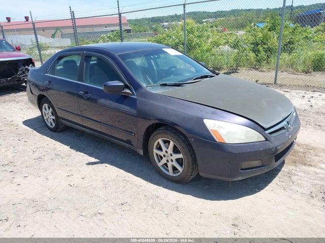Salvage Honda Accord Image