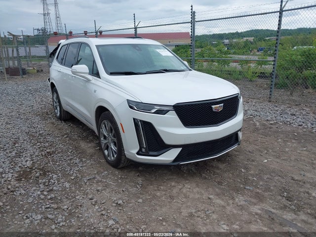 Salvage Cadillac XT6 Image