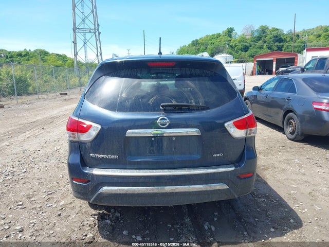 Nissan Pathfinder S