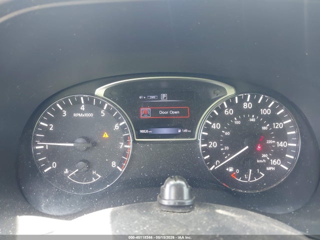 Nissan Pathfinder S