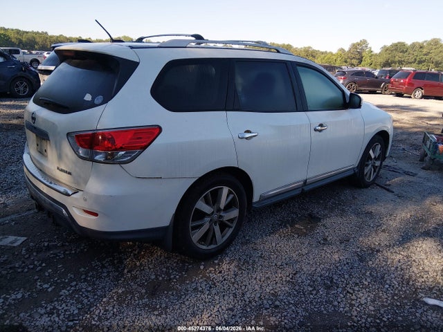 Nissan Pathfinder Platinum