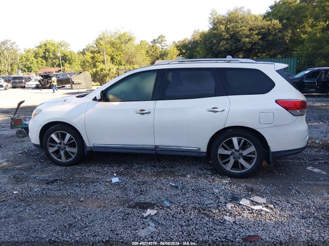 Nissan Pathfinder Platinum