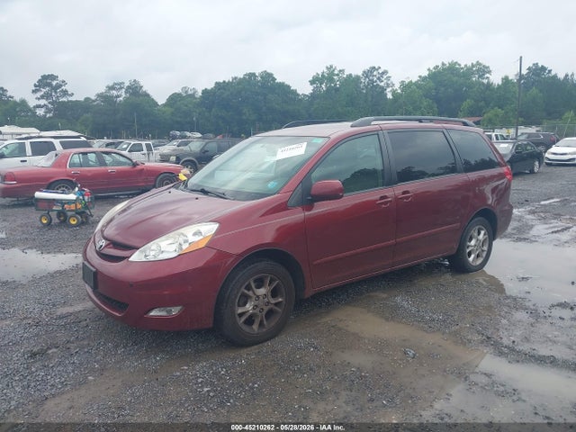 Toyota Sienna Xle