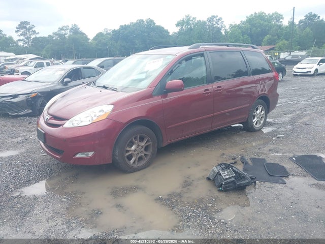 Toyota Sienna Xle