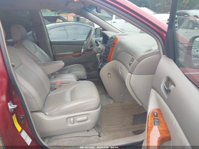Toyota Sienna Xle