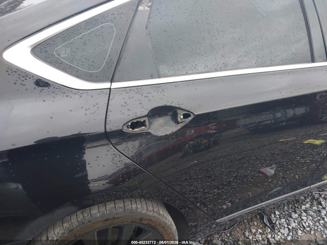 Hyundai Genesis 5.0