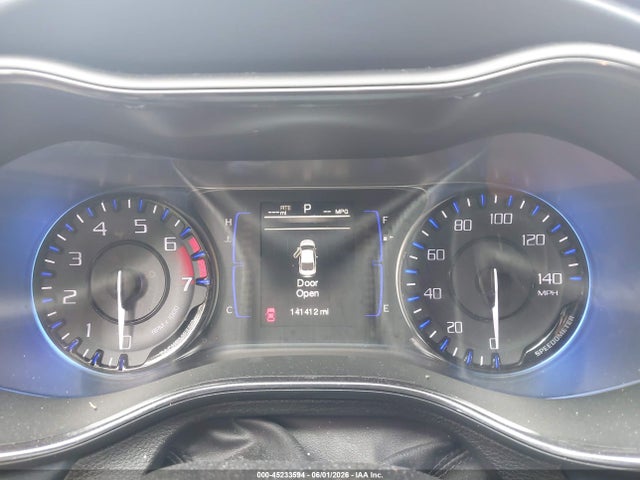 Chrysler 200 S