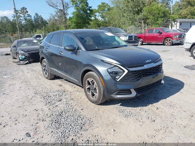 Salvage Kia Sportage Image