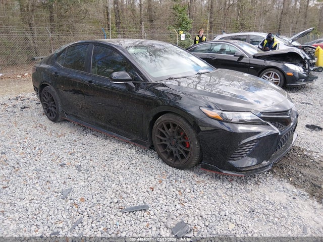 Salvage Toyota Camry Image