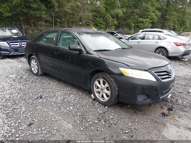 Salvage Toyota Camry Image