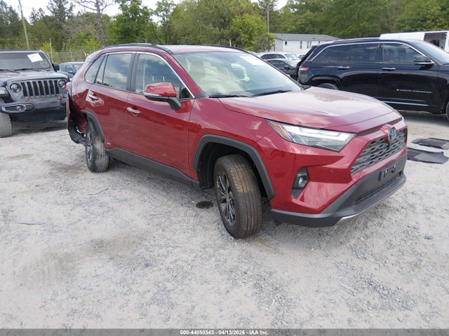 Salvage Toyota RAV4 Image