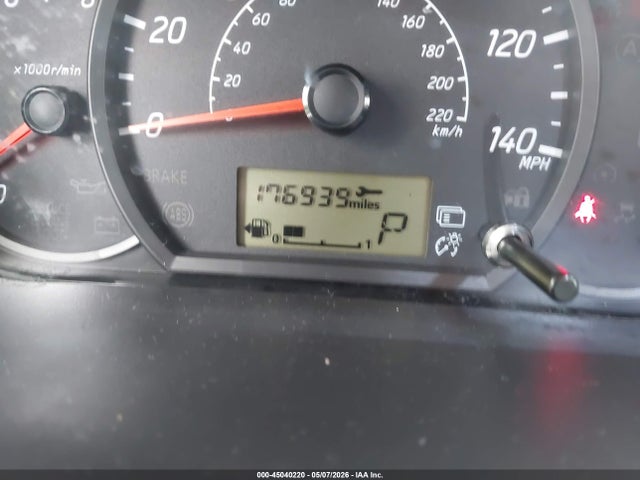 Mitsubishi Mirage Es
