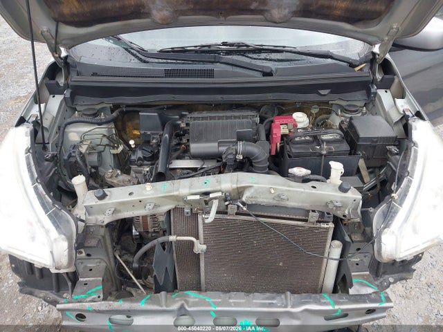 Mitsubishi Mirage Es