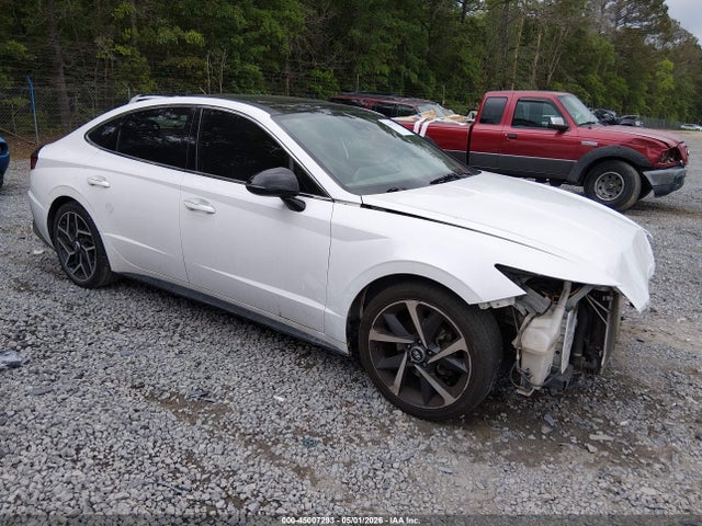 Salvage Hyundai SONATA Image