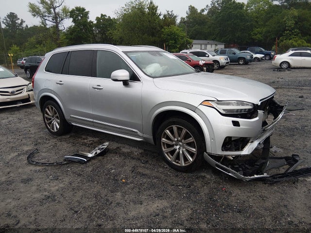 Salvage Volvo XC90 Image
