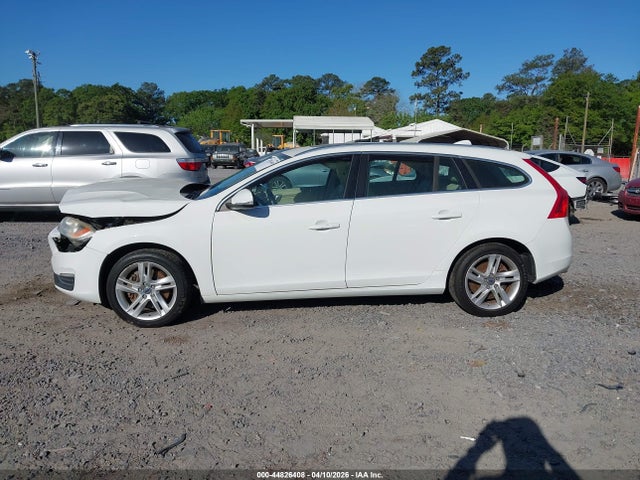 Volvo V60 T5 Platinum