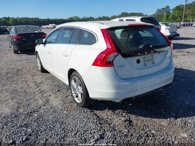 Volvo V60 T5 Platinum