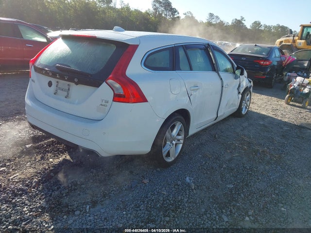 Volvo V60 T5 Platinum