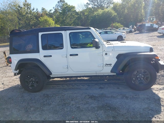 Jeep Wrangler 4-door Sport 4x4